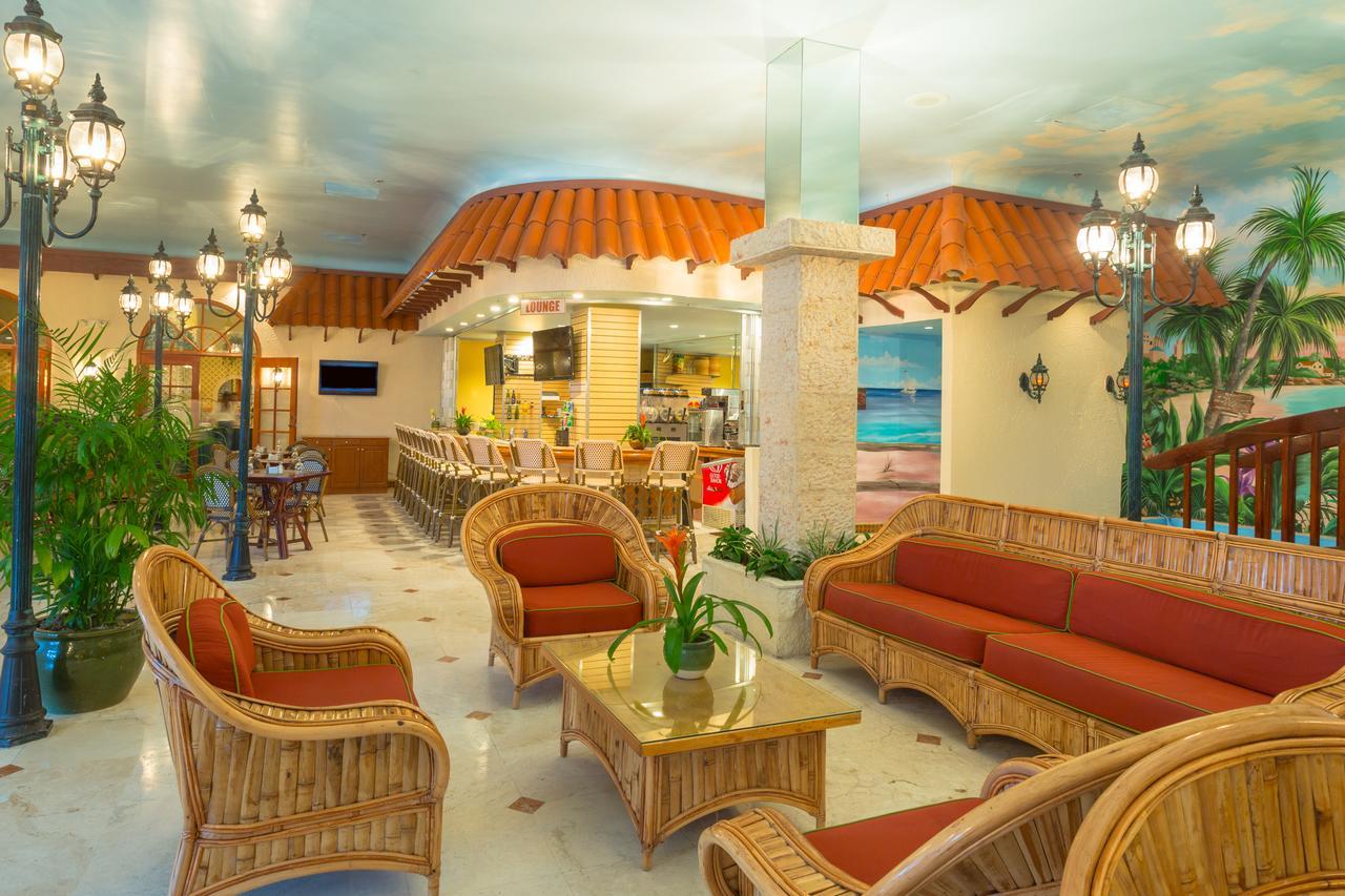 ホテル デイズ イン サウス ビーチ マイアミビーチ エクステリア 写真